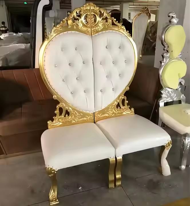 Royal Heart-Shaped Double King Chair – Elegant Seating Delight image 3
