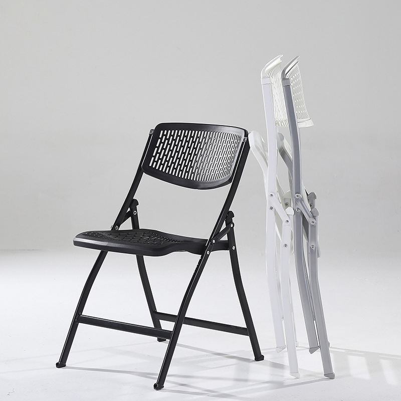 Modern plastic folding wedding chairs are popular in stock home furniture, home bars, restaurants, kitchens, and warehouses - featuring a foldable design image 4