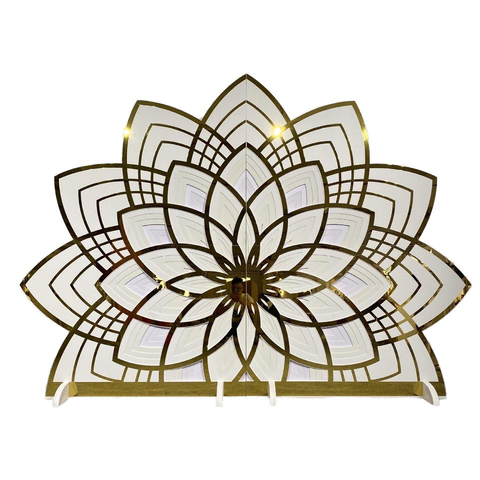 Luxury Party Rental Flower shaped Golden Polyvinyl Chloride Banquet Wedding Decoration Arched Acrylic Background Bracket Wedding Event image 2